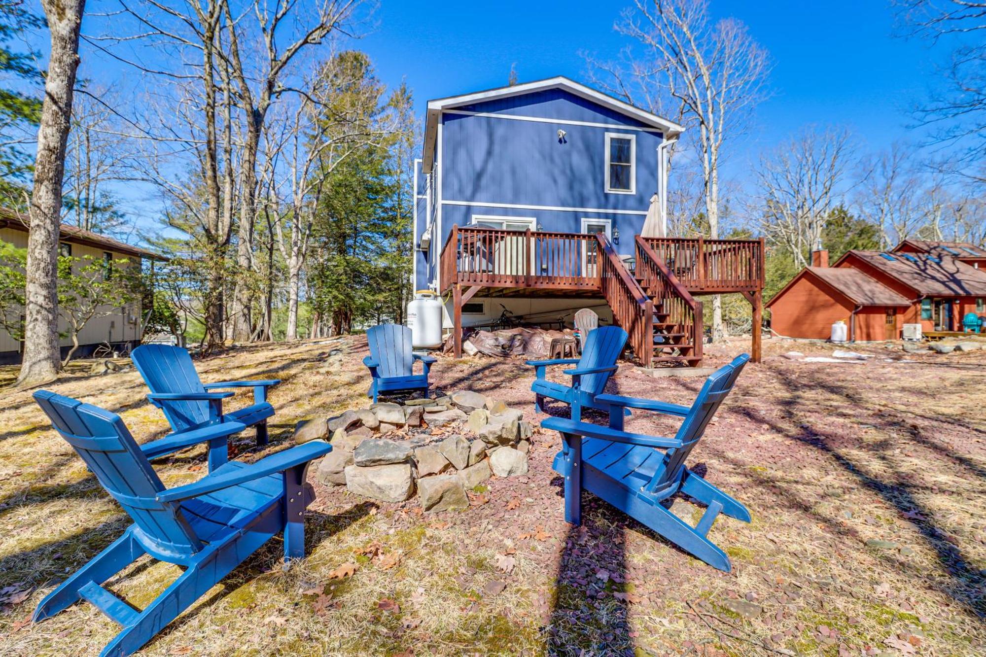 Ferienhaus Walk To Harmony Family Retreat With Decks! Albrightsville